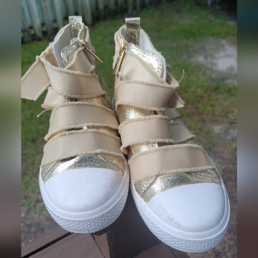 GUC Kidpik Gold Girls Sneakers